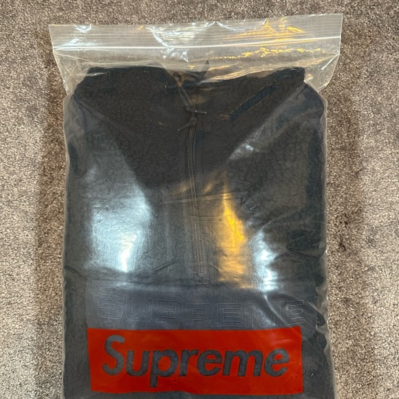 Supreme Polartec 1/4 Zip - Picture 5 of 6